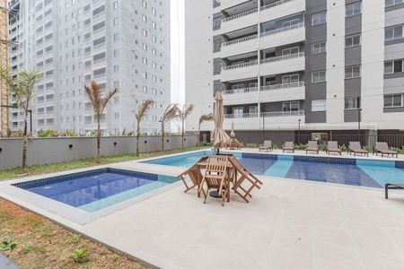 Apartamento para alugar com 38m², 2 quartos e sem vaga Apartamento para alugar com 38m², 2 quartos e sem vagaPiscina