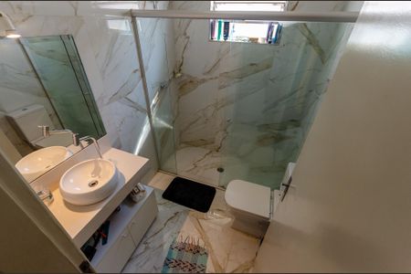 Casa à venda com 200m², 3 quartos e 2 vagasBanheiro Social