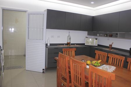 Casa à venda com 420m², 5 quartos e 4 vagasCozinha
