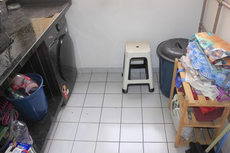 Apartamento para alugar com 77m², 3 quartos e 1 vagaÁrea de Serviço