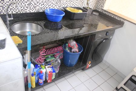 Apartamento para alugar com 77m², 3 quartos e 1 vagaÁrea de Serviço