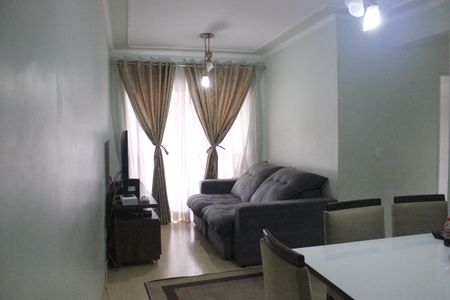 Sala de apartamento para alugar com 3 quartos, 77m² em Cidade Brasil, Guarulhos