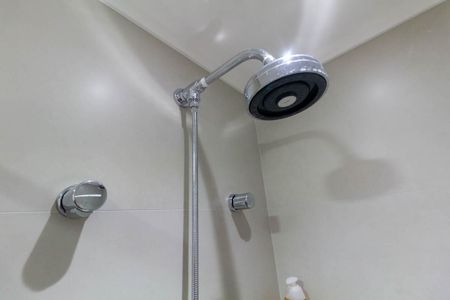 Apartamento à venda com 52m², 2 quartos e 1 vaga Apartamento à venda com 52m², 2 quartos e 1 vagaBanheiro Social