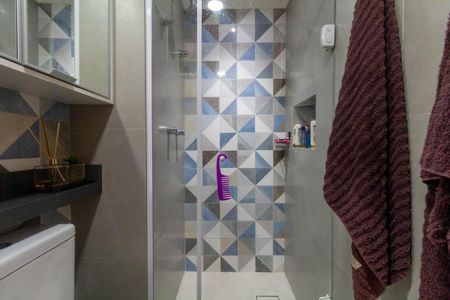 Apartamento à venda com 52m², 2 quartos e 1 vaga Apartamento à venda com 52m², 2 quartos e 1 vagaBanheiro da Suíte