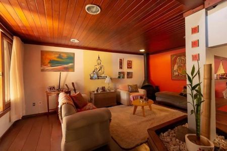 Casa para alugar com 350m², 4 quartos e 2 vagasSala
