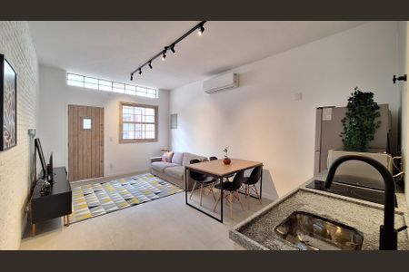Sala/Cozinha de apartamento para alugar com 1 quarto, 40m² em Alto da Lapa, São Paulo