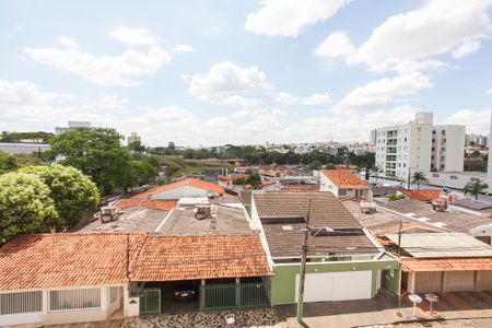 Apartamento para alugar com 78m², 3 quartos e 2 vagas Apartamento para alugar com 78m², 3 quartos e 2 vagasVista do Quarto 2