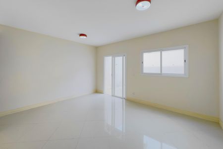 Sala de casa de condomínio para alugar com 3 quartos, 88m² em Jardim Santa Maria, Jacareí