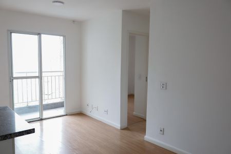 Sala de apartamento para alugar com 2 quartos, 50m² em Padroeira, Osasco