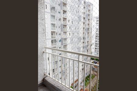 Sacada de apartamento para alugar com 2 quartos, 50m² em Padroeira, Osasco