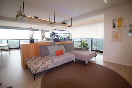 Sala de apartamento à venda com 3 quartos, 142m² em Pinheiros, São Paulo