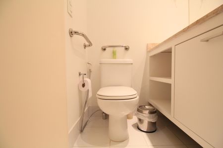 Apartamento à venda com 58m², 2 quartos e 1 vagaBanheiro Social