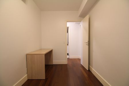 Quarto  de apartamento à venda com 2 quartos, 58m² em Jardim Leonor, São Paulo