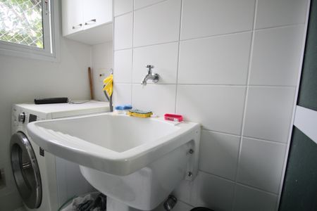 Apartamento à venda com 58m², 2 quartos e 1 vagaÁrea de Serviço