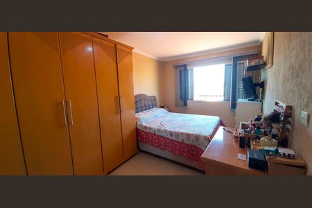 Casa à venda com 210m², 3 quartos e 3 vagas Casa à venda com 210m², 3 quartos e 3 vagasQuarto 1