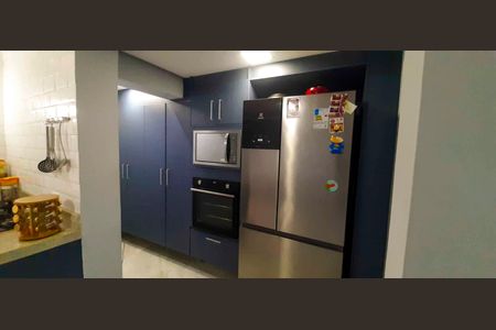 Casa à venda com 210m², 3 quartos e 3 vagas Casa à venda com 210m², 3 quartos e 3 vagasCozinha