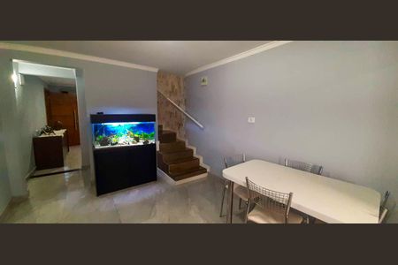 Casa à venda com 210m², 3 quartos e 3 vagas Casa à venda com 210m², 3 quartos e 3 vagasCozinha