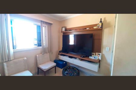 Casa à venda com 210m², 3 quartos e 3 vagas Casa à venda com 210m², 3 quartos e 3 vagasQuarto 3