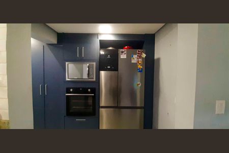 Casa à venda com 210m², 3 quartos e 3 vagas Casa à venda com 210m², 3 quartos e 3 vagasCozinha