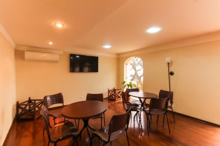 Apartamento à venda com 48m², 1 quarto e 1 vaga Apartamento à venda com 48m², 1 quarto e 1 vagaÁrea comum - Salão de festas