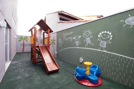 Apartamento à venda com 65m², 3 quartos e 2 vagas Apartamento à venda com 65m², 3 quartos e 2 vagasÁrea comum - Playground