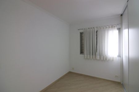 Apartamento à venda com 70m², 3 quartos e 1 vagaQuarto 2