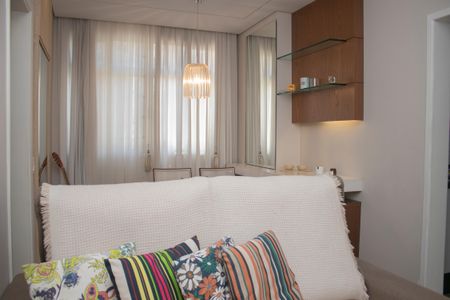 Sala de apartamento para alugar com 2 quartos, 60m² em Silveira, Belo Horizonte