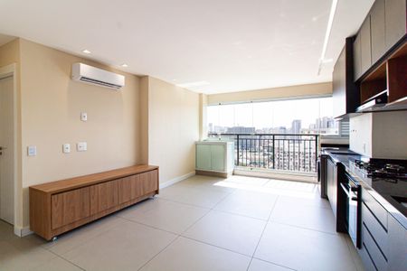 Sala/Cozinha de apartamento à venda com 2 quartos, 54m² em Barra Funda, São Paulo