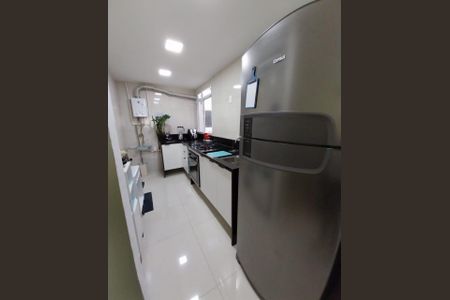 Cozinha de apartamento para alugar com 2 quartos, 45m² em Recreio dos Bandeirantes, Rio de Janeiro
