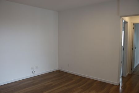 Sala de apartamento para alugar com 2 quartos, 82m² em Parque Esplanada do Embu, Embu das Artes