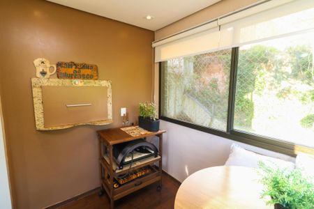 Varanda da Sala de apartamento para alugar com 2 quartos, 74m² em Menino Deus, Porto Alegre