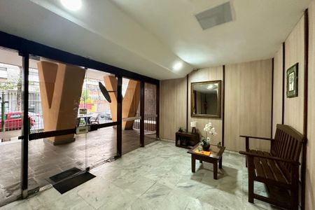 Apartamento à venda com 66m², 2 quartos e sem vaga Apartamento à venda com 66m², 2 quartos e sem vagaHall de Entrada