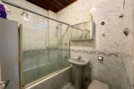 Apartamento à venda com 66m², 2 quartos e sem vaga Apartamento à venda com 66m², 2 quartos e sem vagaBanheiro Social