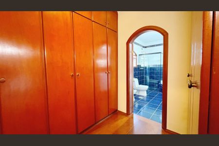 Casa à venda com 3 quartos, 290m² em Penha de França, São Paulo
