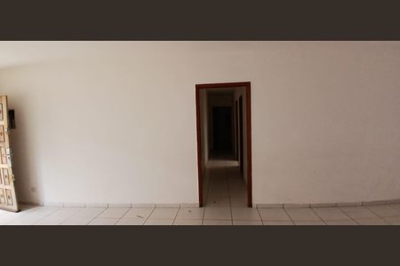 Casa à venda com 3 quartos, 326m² em Vila Sofia, São Paulo