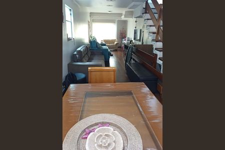 Casa à venda com 220m², 4 quartos e 5 vagas