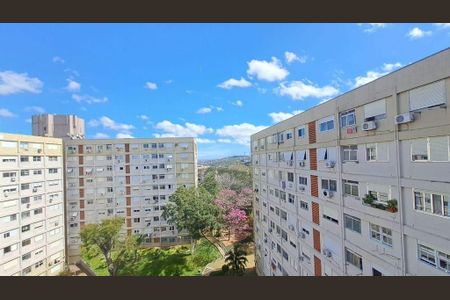 Apartamento à venda com 2 quartos, 57m² em Santo Antônio, Porto Alegre