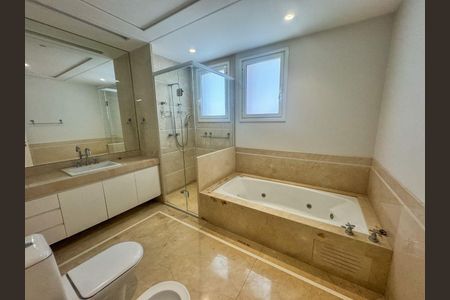 Apartamento à venda com 4 quartos, 502m² em Cerqueira César, São Paulo
