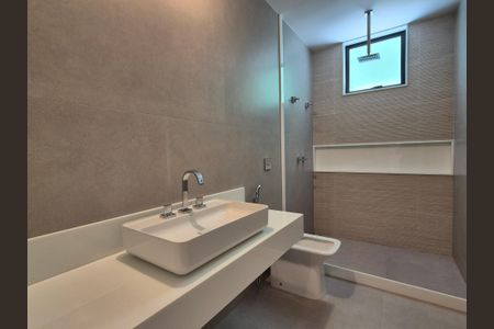 Casa à venda com 1417m², 5 quartos e sem vagaBanheiro da Suíte 1