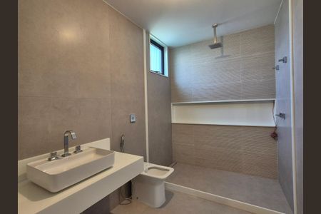 Casa à venda com 1417m², 5 quartos e sem vagaBanheiro suite 5