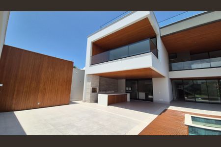 Casa à venda com 1417m², 5 quartos e sem vagaÁrea externa