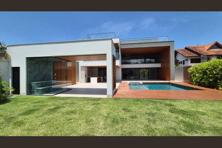 Casa à venda com 1417m², 5 quartos e sem vagaÁrea externa