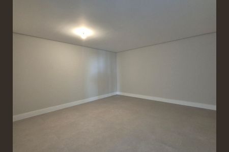 Casa à venda com 1417m², 5 quartos e sem vagaCloset da suíte 4