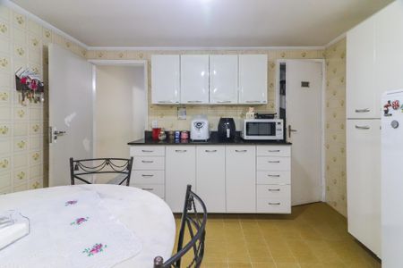 Casa à venda com 130m², 3 quartos e 1 vaga Casa à venda com 130m², 3 quartos e 1 vagaCozinha