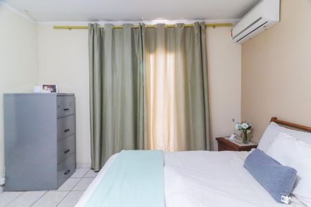 Casa à venda com 130m², 3 quartos e 1 vaga Casa à venda com 130m², 3 quartos e 1 vagaSuite 01