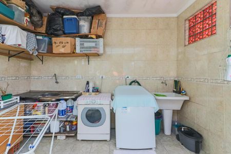 Casa à venda com 130m², 3 quartos e 1 vaga Casa à venda com 130m², 3 quartos e 1 vagaLavanderia