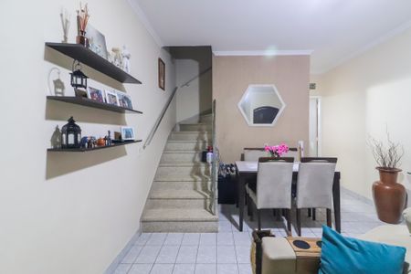 Casa à venda com 130m², 3 quartos e 1 vaga Casa à venda com 130m², 3 quartos e 1 vagaSala