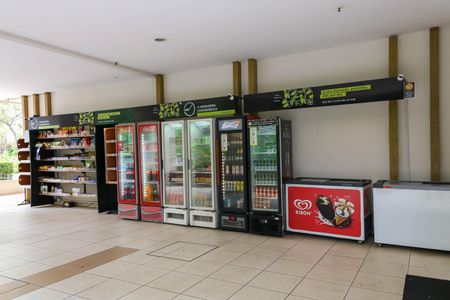 Apartamento à venda com 54m², 2 quartos e 1 vagaMercadinho