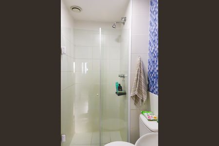 Apartamento à venda com 54m², 2 quartos e 1 vagaBanheiro Social