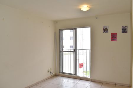 Sala de apartamento para alugar com 2 quartos, 48m² em Santa Cândida, Curitiba
